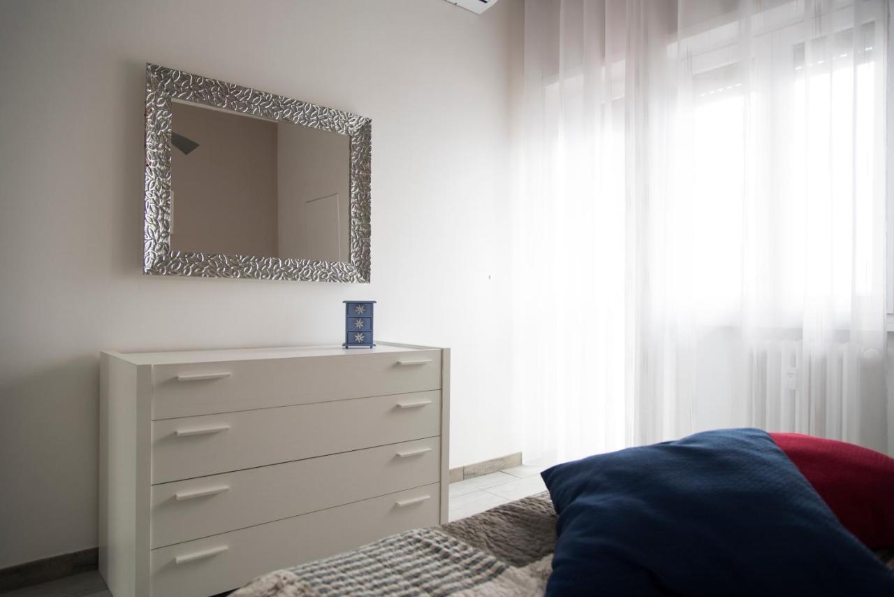 Youhosty - Delle Genziane 7 Apartamento Milão Exterior foto
